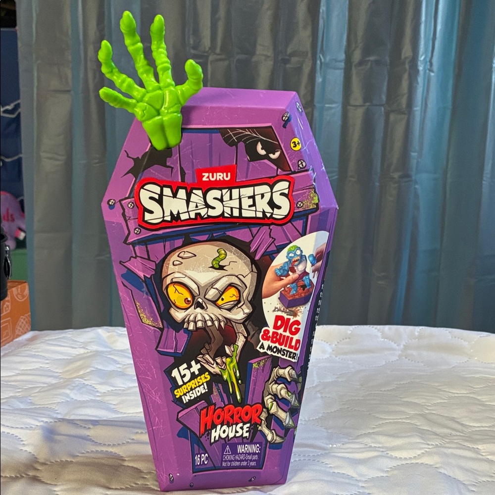 Zuru Smashers Horror House Coffin - Purple and Green